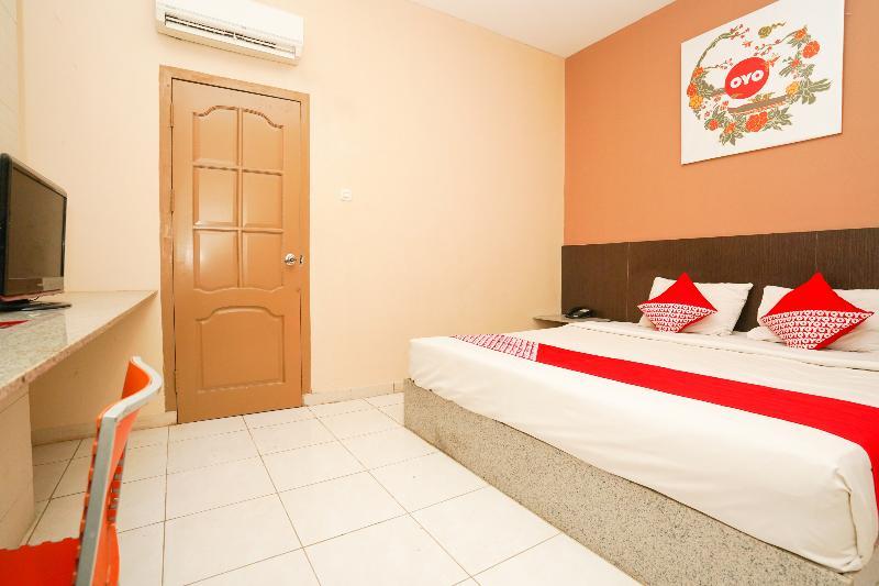 Avi Hotel Surabaya Eksteriør bilde